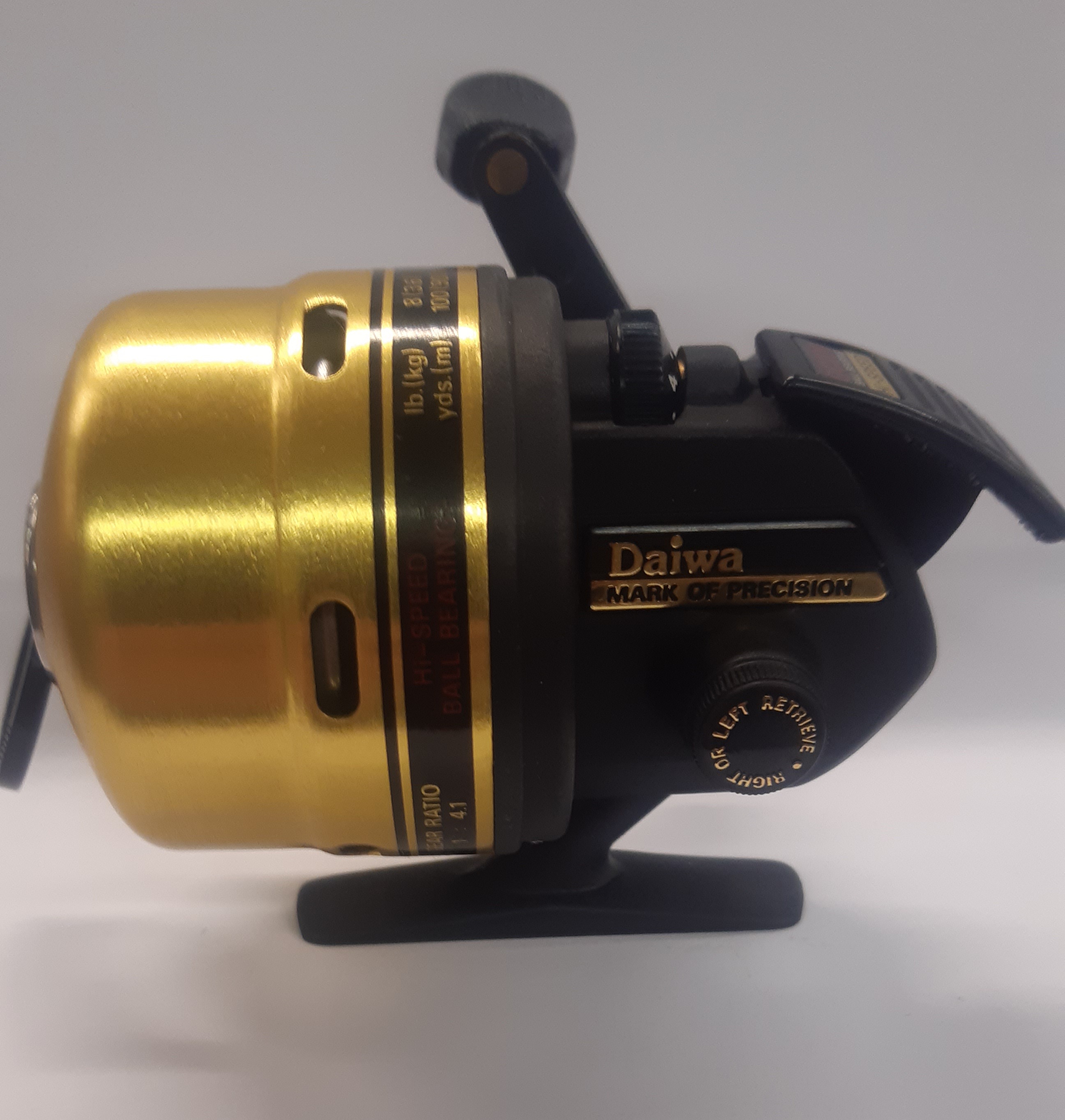 Umpikela daiwa goldcast III GC100